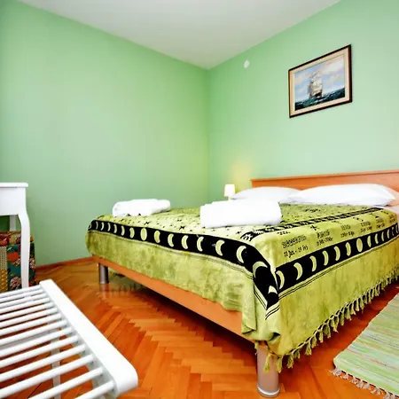 Aleja Apartamento